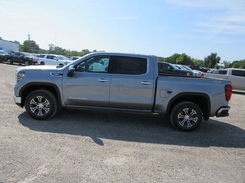 New 2026 GMC Sierra 1500 SLT w/ SLT Convenience Package AWD/4WD image 9