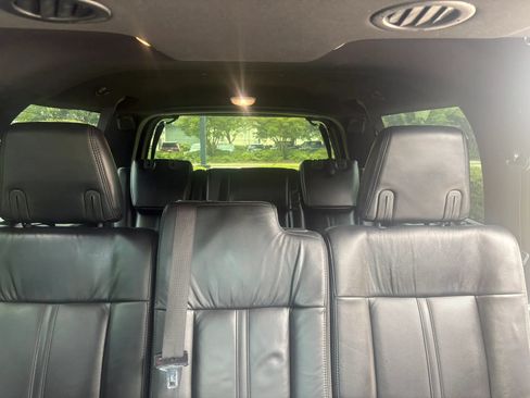 Used 2016 Lincoln Navigator L Select AWD/4WD image 8