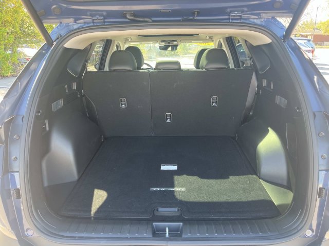 Certified 2026 Hyundai Tucson Limited FWD image 12