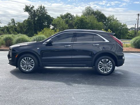 Used 2024 Cadillac XT4 Premium Luxury w/ Technology Package AWD/4WD image 4