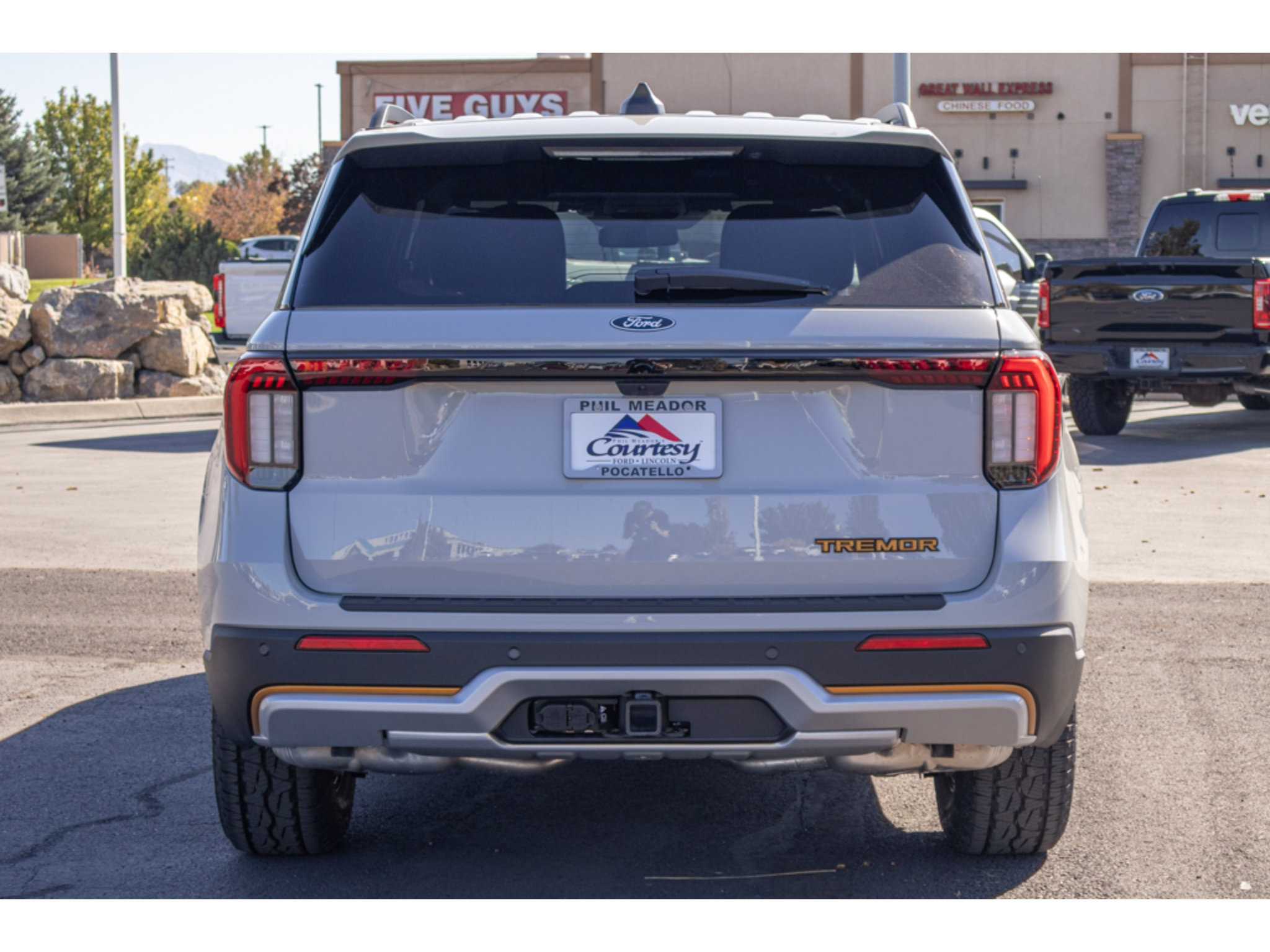 New 2027 Ford Explorer Tremor w/ Tremor Convenience Package AWD/4WD image 4