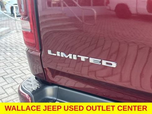 Used 2024 RAM 1500 Limited AWD/4WD image 9