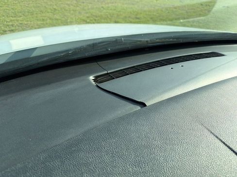 Used 2005 Chevrolet Uplander LS image 21