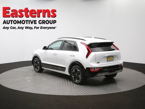 Used 2023 Kia Niro Wind FWD image 62