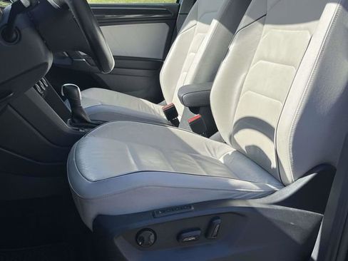 Used 2020 Volkswagen Tiguan SEL Premium R-Line w/ 3rd Row Seat Package image 13