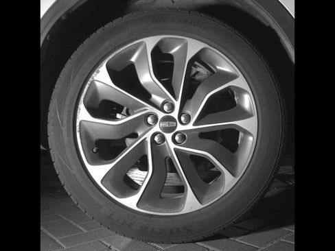 Used 2021 Lincoln Nautilus Reserve FWD image 11