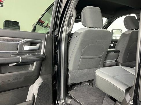 Used 2024 RAM 2500 Big Horn image 25