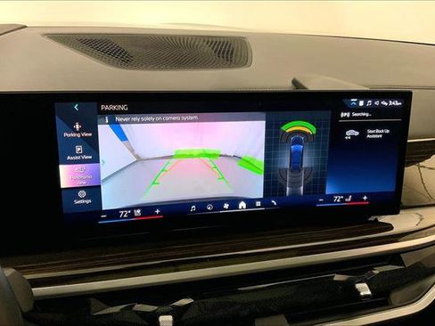 Certified 2024 BMW X7 xDrive40i w/ M Sport Package image 17