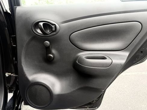 Used 2019 Nissan Versa S FWD image 26