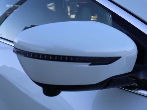 Certified 2024 Nissan Murano SL image 16