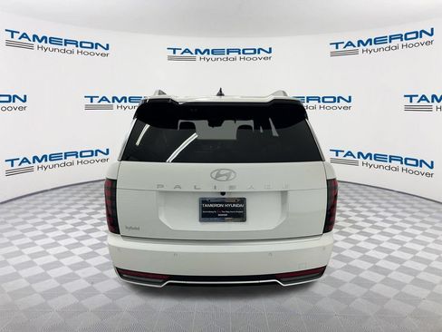 Used 2026 Hyundai Palisade Calligraphy FWD image 4