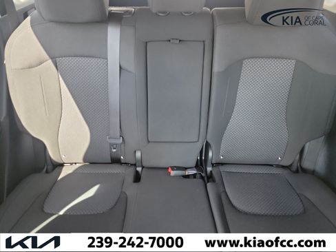 Certified 2025 Kia Sportage LX FWD image 31