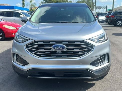 Used 2020 Ford Edge Titanium w/ Equipment Group 301A FWD image 4