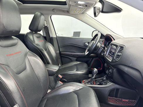 Used 2018 Jeep Compass Trailhawk w/ Leather Interior Group image 34
