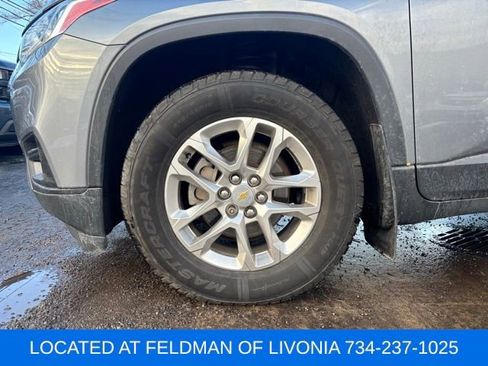 Used 2020 Chevrolet Traverse LS image 5