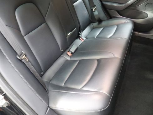 Used 2023 Tesla Model 3 Standard Range image 48