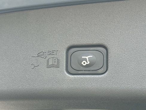 New 2026 Lincoln Nautilus Premier w/ Equipment Group 102A image 19