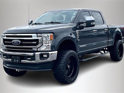 Used 2021 Ford F250 Lariat w/ Chrome Package image 2