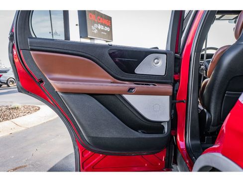 Used 2021 Lincoln Aviator Reserve w/ Equipment Group 202A image 22