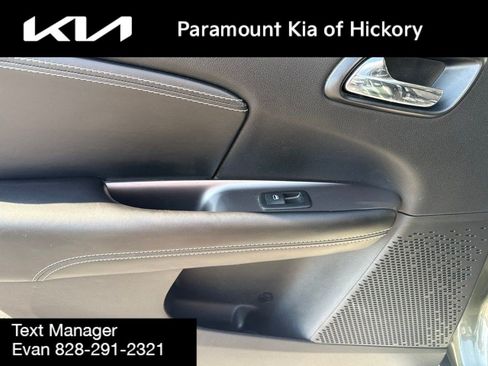 Used 2016 Dodge Journey Crossroad FWD image 13