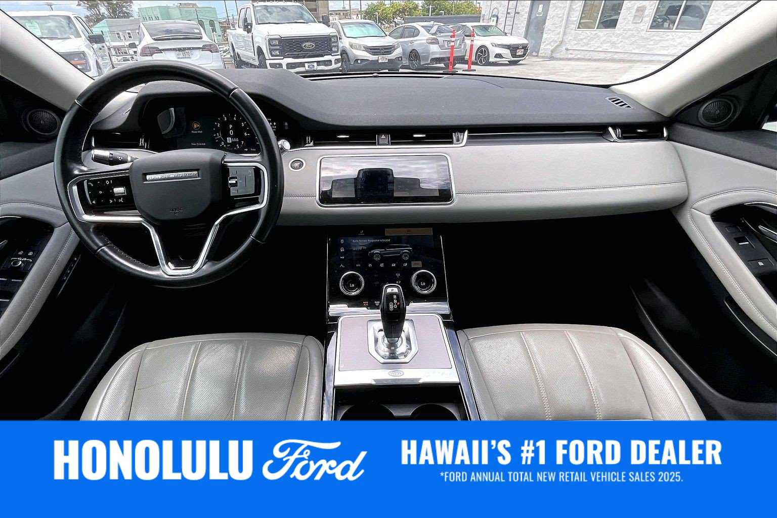 Used 2021 Land Rover Range Rover Evoque SE AWD/4WD image 9