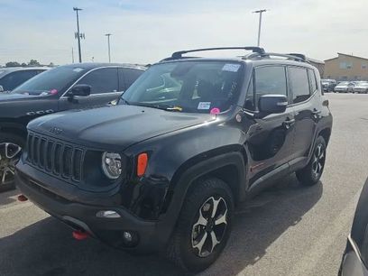 Used 2019 Jeep Renegade Trailhawk w/ UConnect 8.4 Nav Group