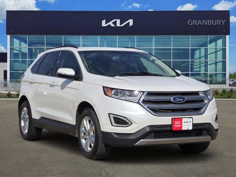 Used 2017 Ford Edge SEL w/ Equipment Group 201A FWD image 3