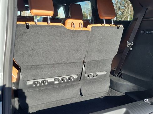 New 2026 Chrysler Pacifica Pinnacle w/ Trailer Tow Group image 32