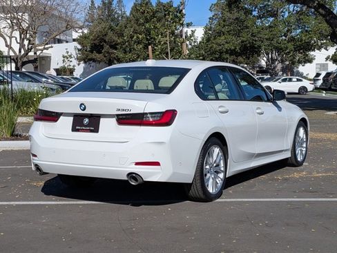 Certified 2023 BMW 330i Sedan w/ Premium Package image 5