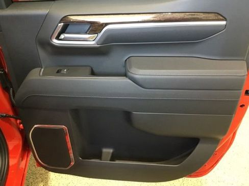 New 2026 GMC Sierra 1500 SLE image 49