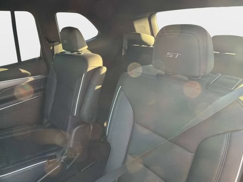 New 2027 Buick Enclave Sport Touring FWD image 12