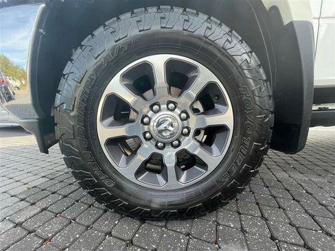 Used 2022 RAM 3500 Limited image 18