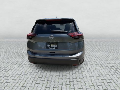 Certified 2026 Nissan Rogue SV w/ Cold Weather Package AWD/4WD image 7