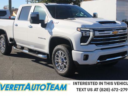 New 2025 Chevrolet Silverado 2500 LT w/ Z71 Chrome Sport Edition