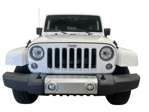 Used 2017 Jeep Wrangler Unlimited Sahara w/ Connectivity Group AWD/4WD image 8