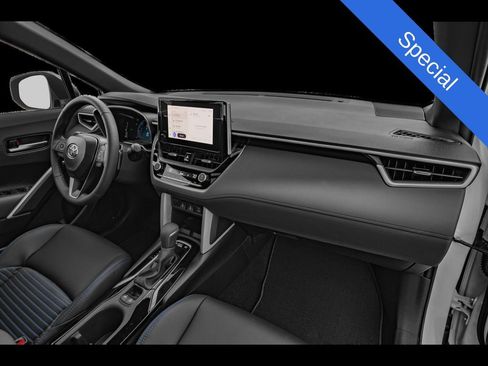 Used 2024 Toyota Corolla Cross XSE w/ Convenience Package image 50