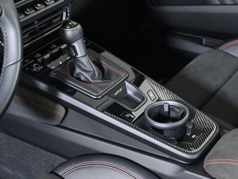 Certified 2022 Porsche 911 GT3 image 17