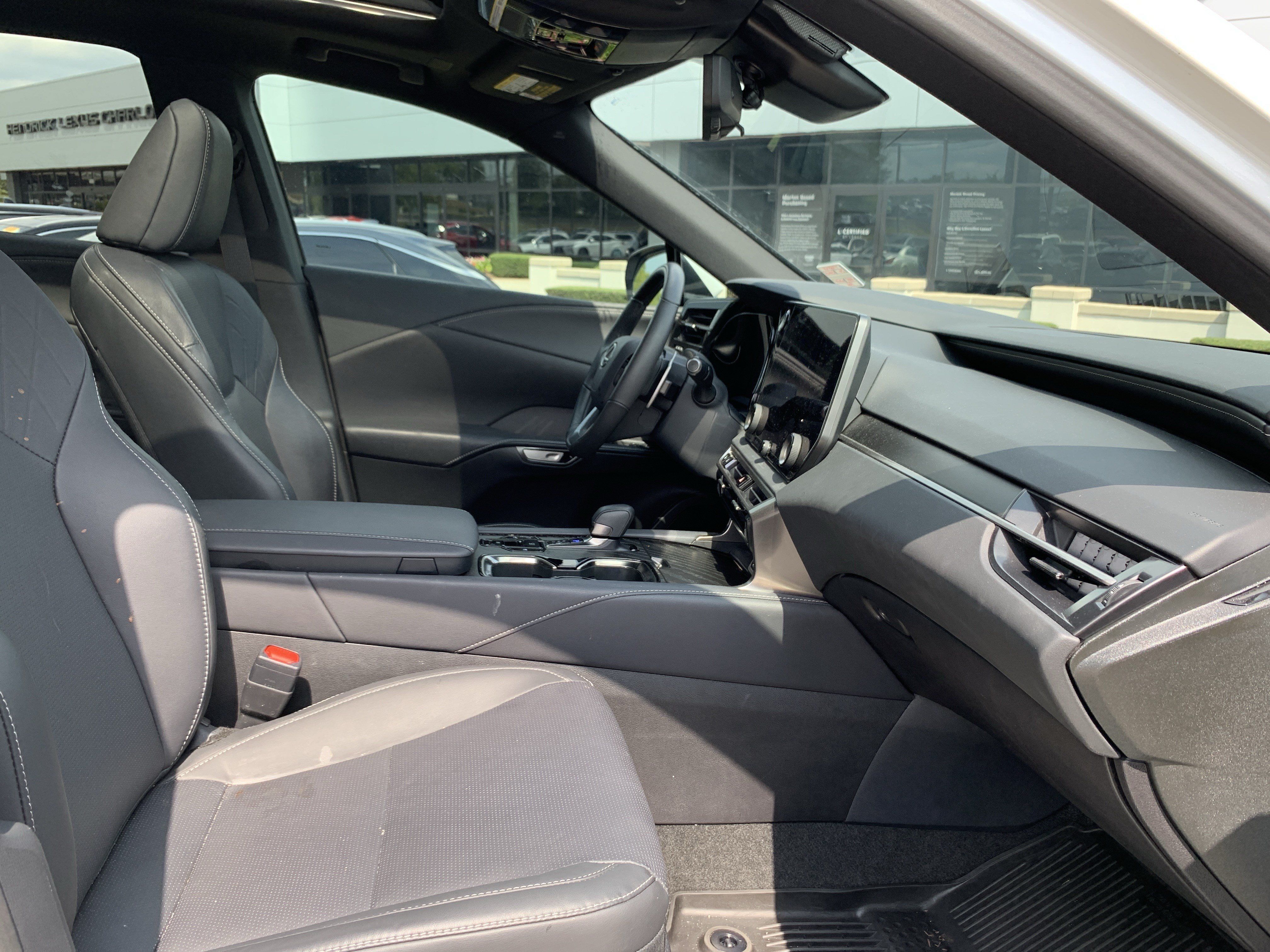 Used 2026 Lexus RX 350 w/ Convenience Package AWD/4WD image 35