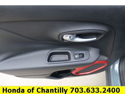 Used 2016 Jeep Renegade Trailhawk w/ Premium Trailhawk Package image 22