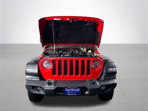 Used 2018 Jeep Wrangler Sport image 20