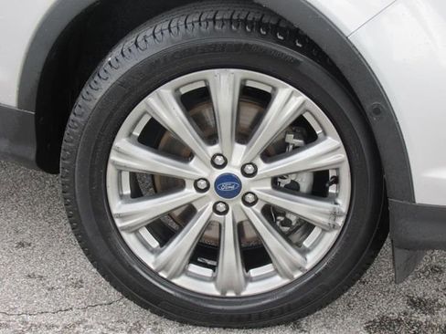 Used 2018 Ford Escape Titanium image 7