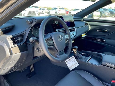 New 2025 Lexus ES 350 w/ Premium Package image 10