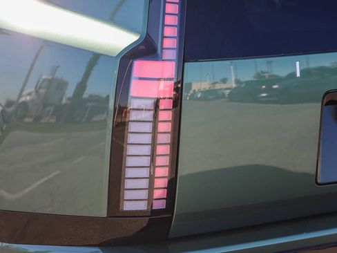 New 2026 Hyundai Ioniq 9 Calligraphy image 9