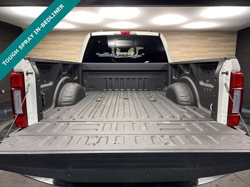 Used 2022 Ford F350 Limited image 16