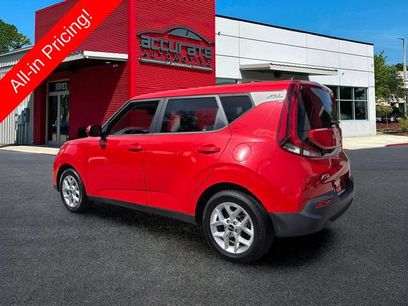 Used 2022 Kia Soul LX w/ Technology Package