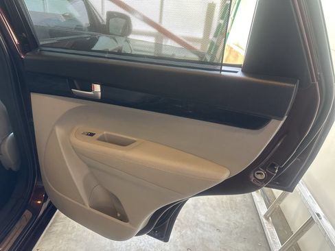 Used 2015 Kia Sorento SX AWD/4WD image 32