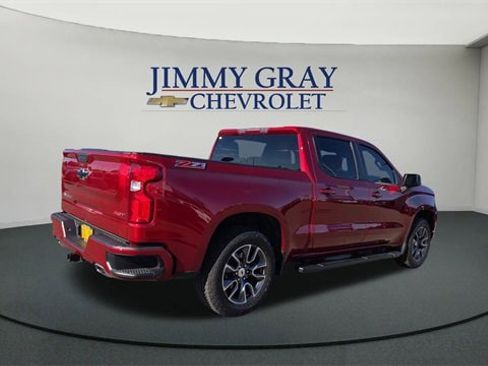 Used 2022 Chevrolet Silverado 1500 RST w/ Z71 Off-Road Package image 3