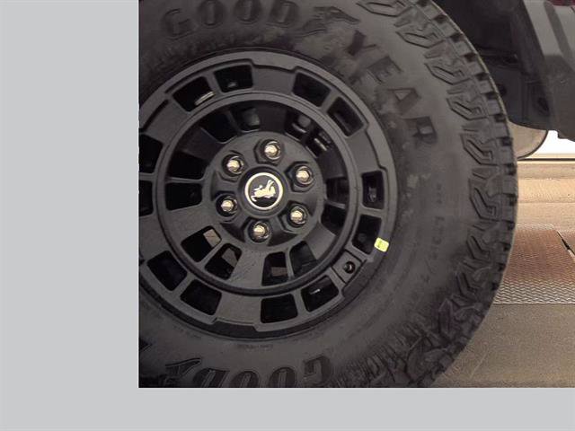 Used 2026 Ford Bronco Badlands w/ Sasquatch Package AWD/4WD image 10