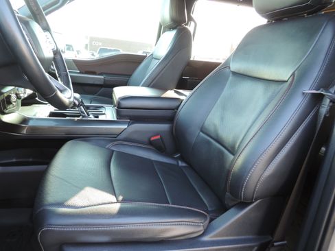 Used 2022 Ford F150 Lariat w/ Equipment Group 502A High image 13