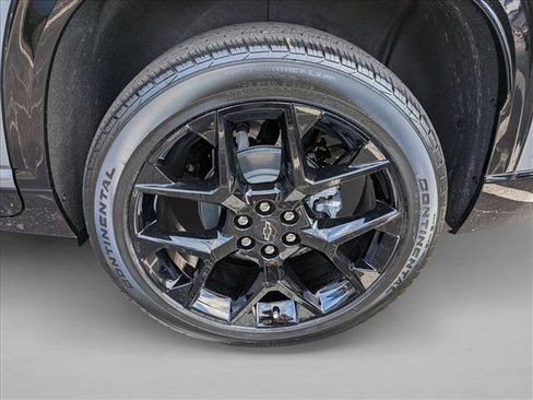 New 2026 Chevrolet Traverse RS w/ LPO, Floor Liner Package image 9